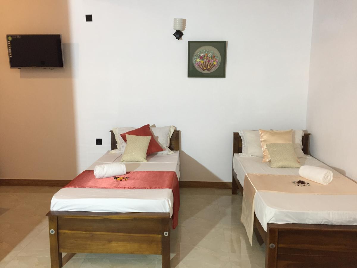 Villa Nuova Kandy Luaran gambar