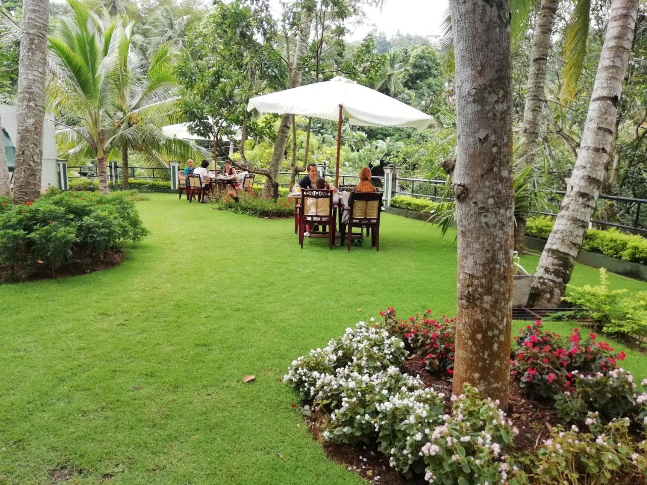 Villa Nuova Kandy Luaran gambar
