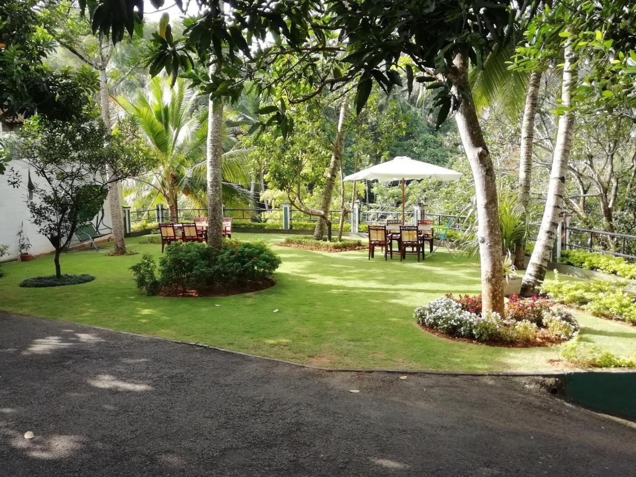 Villa Nuova Kandy Luaran gambar